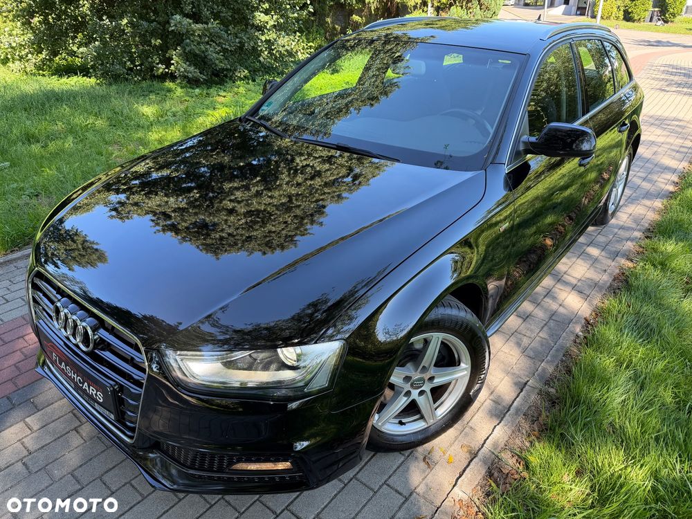 Audi A4 Avant 2.0 TDI DPF clean diesel multitronic S line Sportpaket - 32