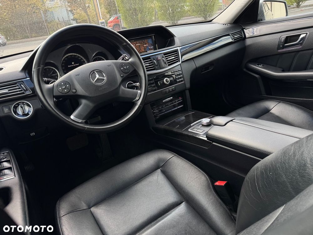 Mercedes-Benz Klasa E 220 CDI Automatik Avantgarde BusinessEDITION - 23