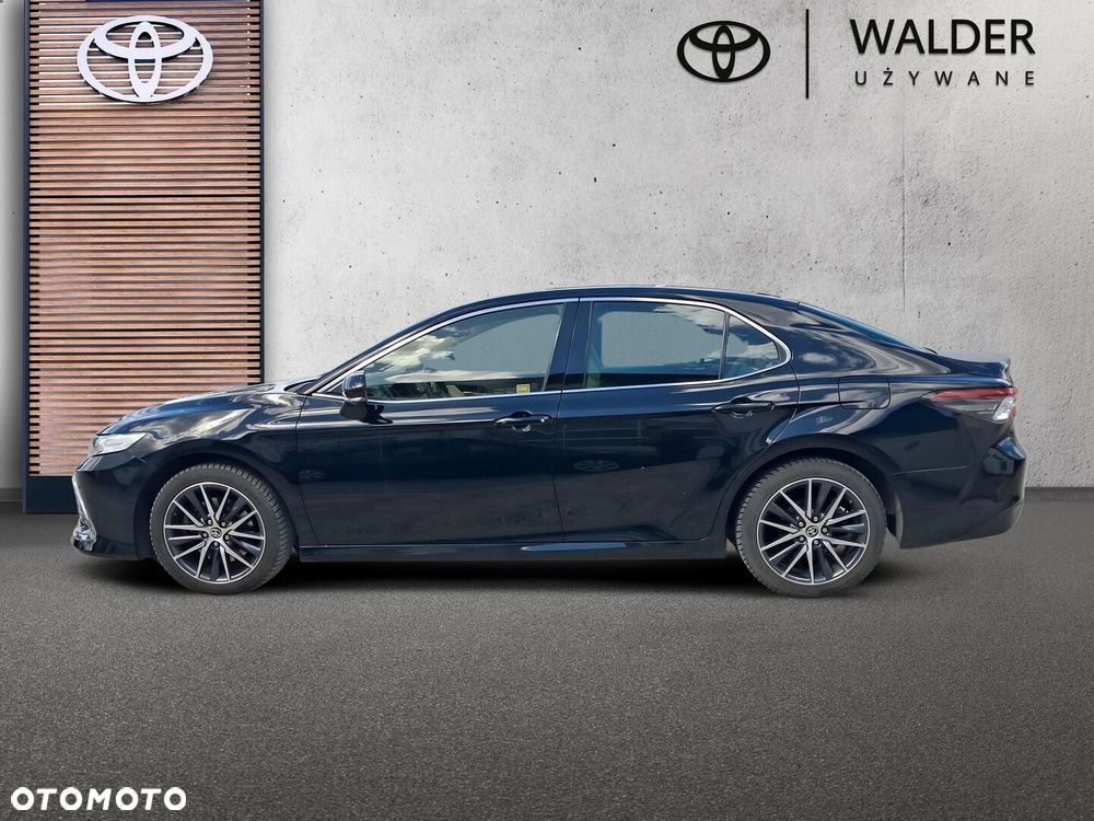 Toyota Camry 2.5 Hybrid Executive CVT - 2