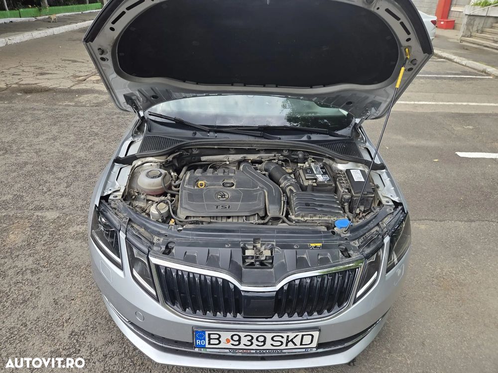 Skoda Octavia 1.5 TSI DSG MHEV Style - 10
