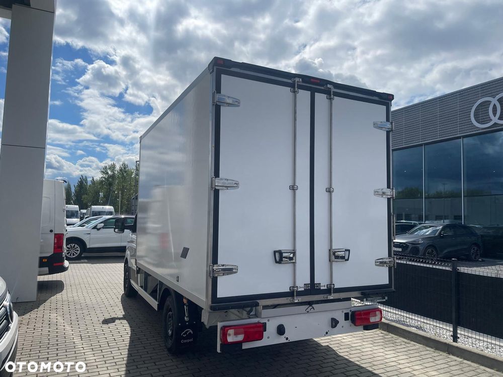 Volkswagen Crafter - 13
