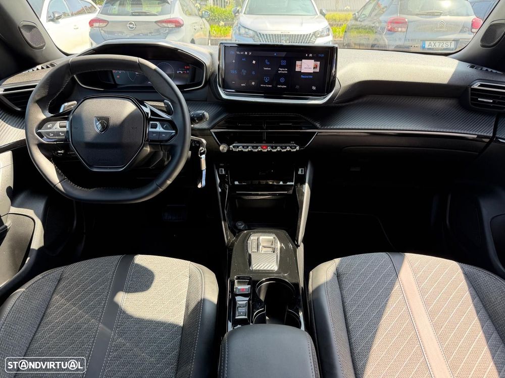 Peugeot 2008 1.2 Hybrid Allure e-DCS6 - 12