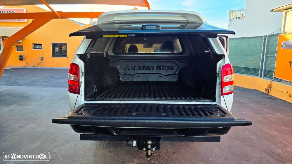 Mitsubishi L200 2.4 DI-D CD Sport Space Cab Strakar 4WD - 21