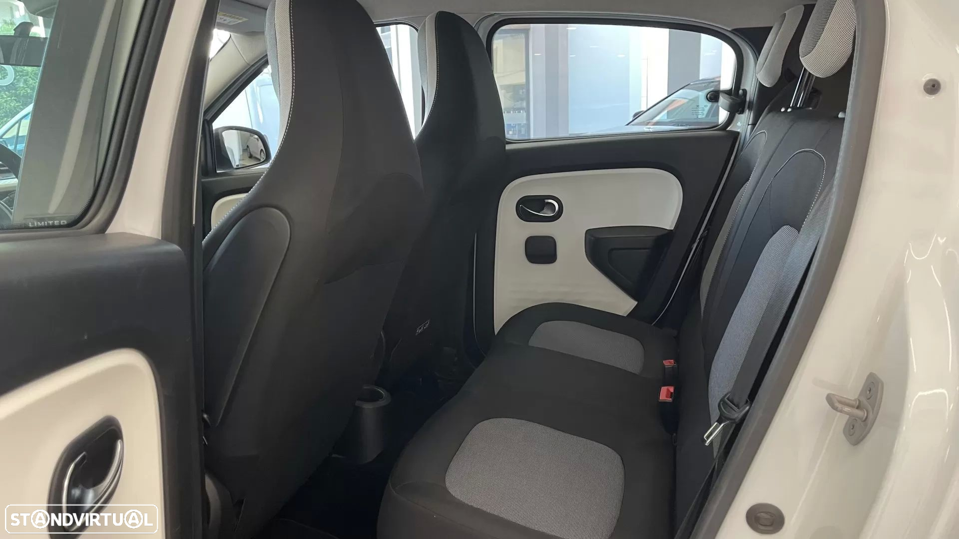 Renault Twingo 1.0 SCe Limited - 15