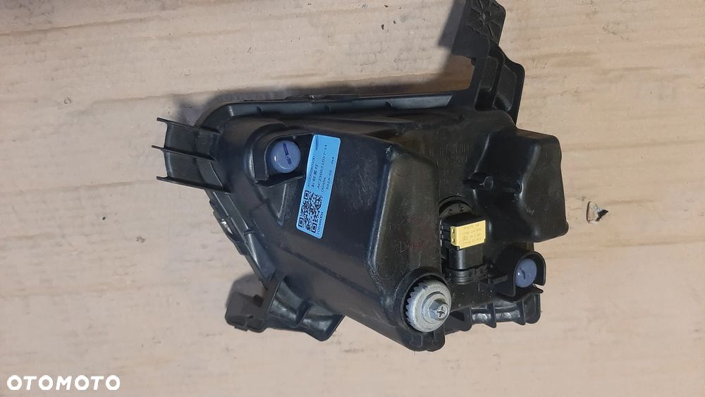 Halogen MG  ZS 2023R prawy  A02005R0100 - 3