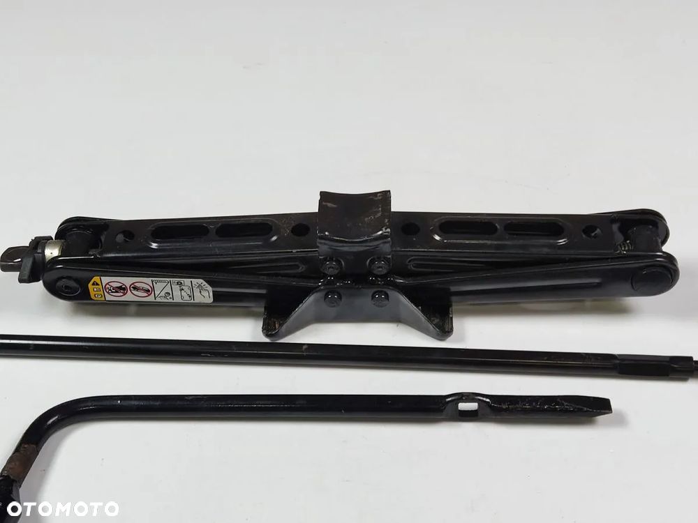 JEEP WRANGLER JL od 2018r Podnośnik Lewarek Klucz - 2