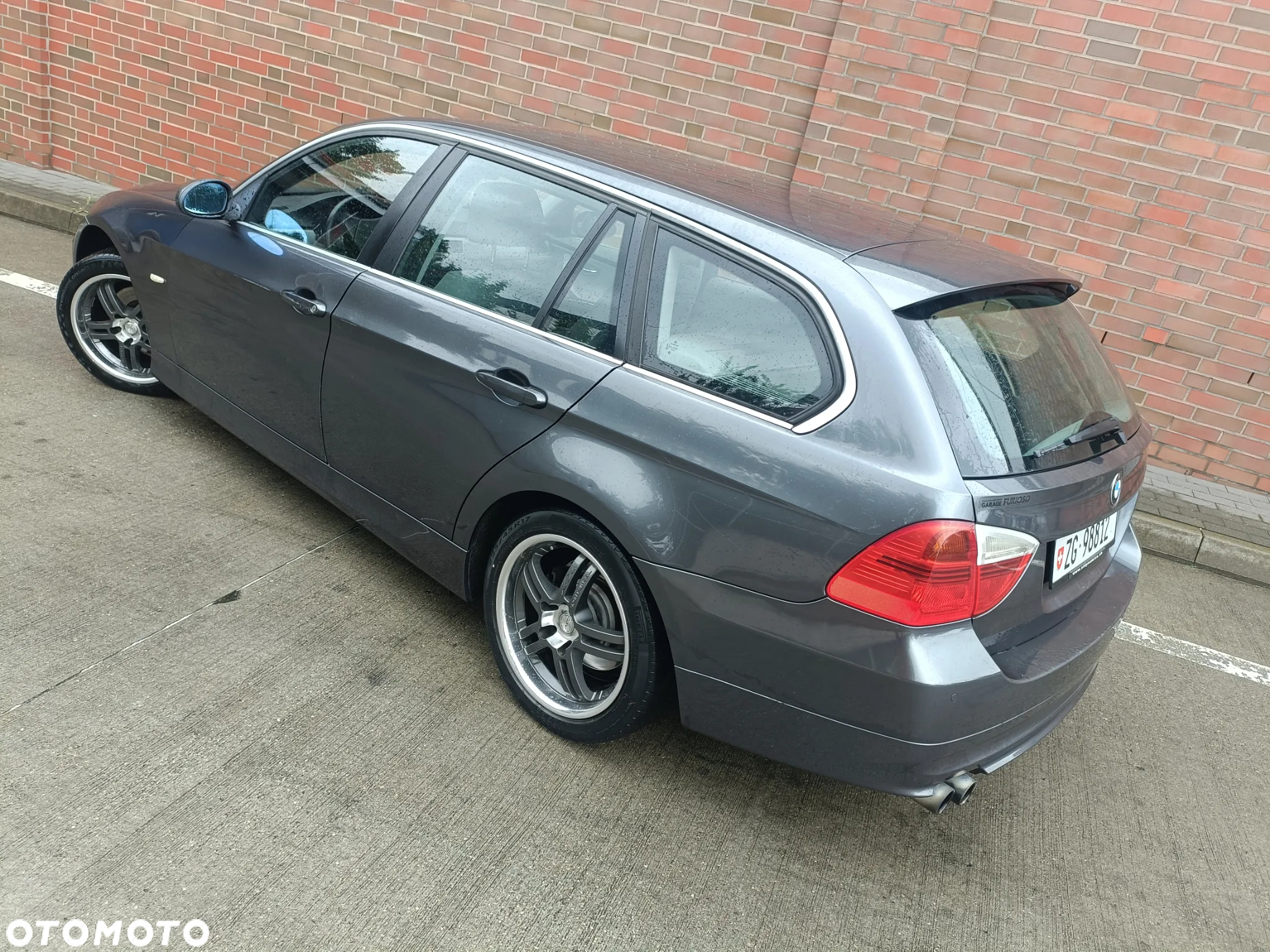 BMW Seria 3 325i - 2