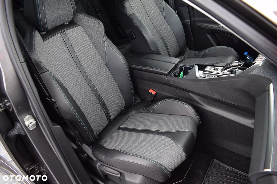 Peugeot 3008 1.6 PureTech Hybrid PHEV Allure Pack S&S EAT8 - 14