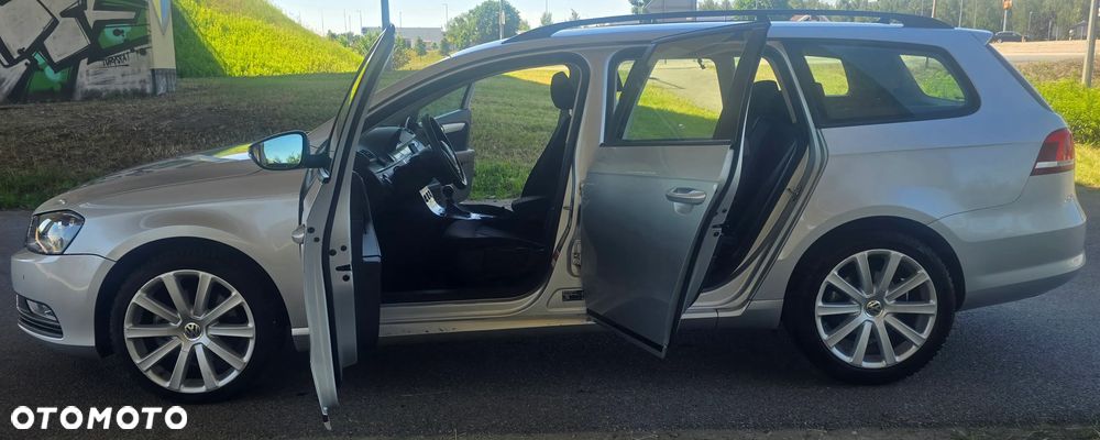 Volkswagen Passat 2.0 TDI DPF BlueMotion Technology Trendline - 22