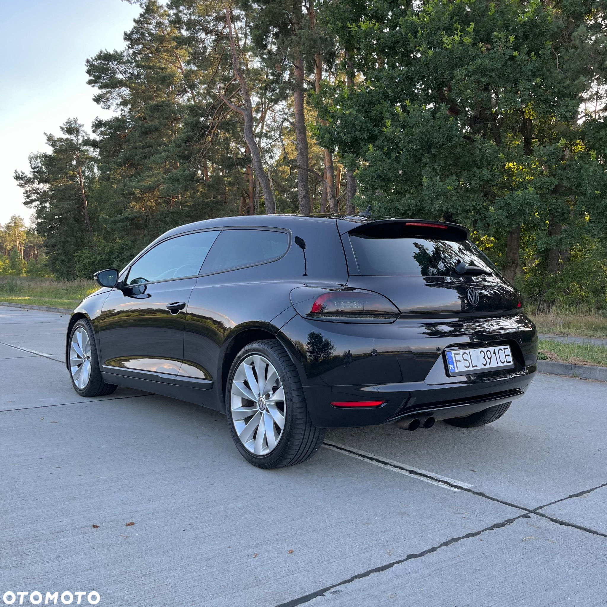 Volkswagen Scirocco 2.0 TDI DSG - 4