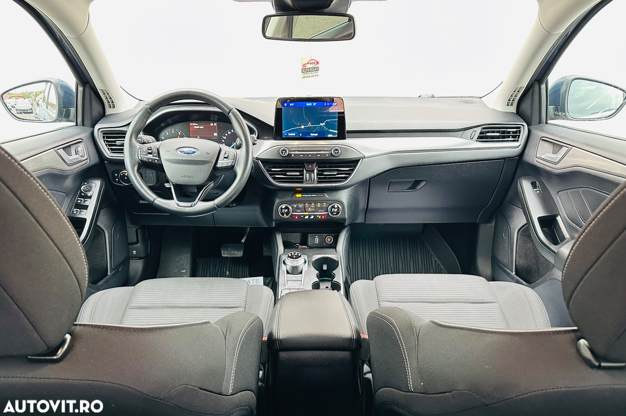 Ford Focus 1.0 EcoBoost Hybrid Aut. COOL&CONNECT DESIGN - 6