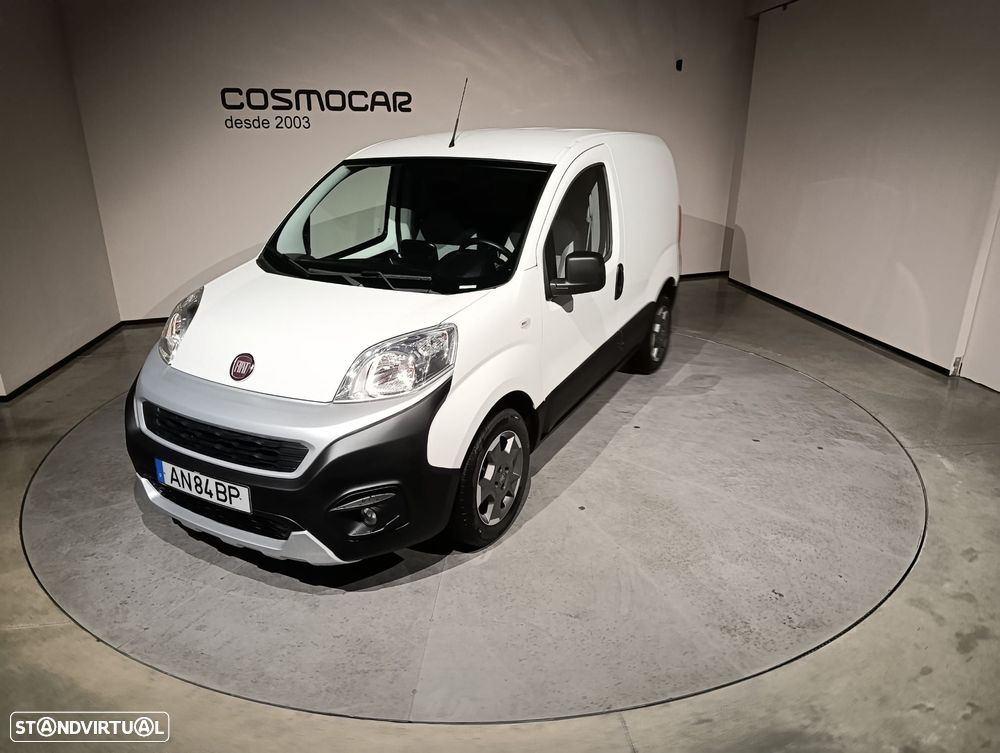 Fiat Fiorino 1.3 M-jet Adventure - 1