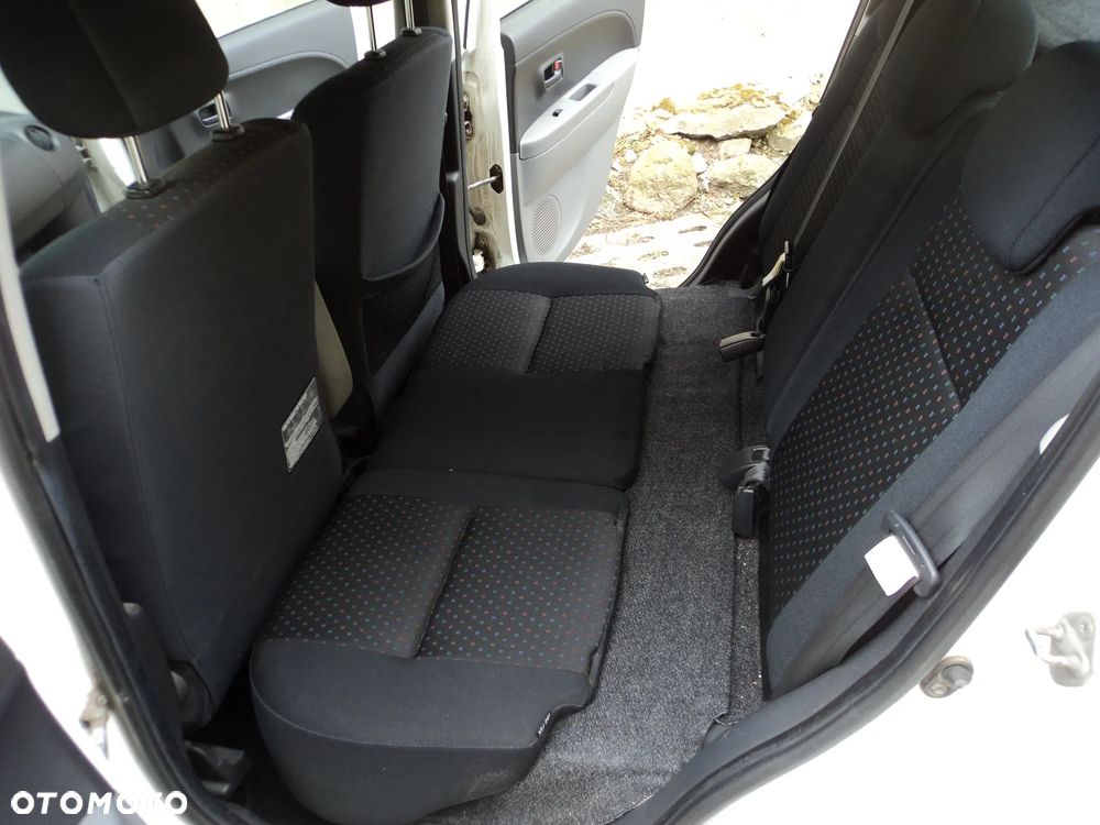 Subaru Justy - 11