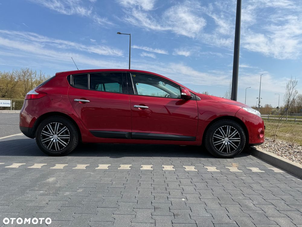 Renault Megane 1.6 16V Exception Euro5 - 6