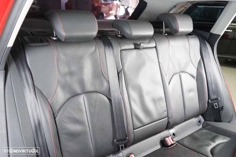 SEAT Leon ST 2.0 TDI S&S DSG FR - 39
