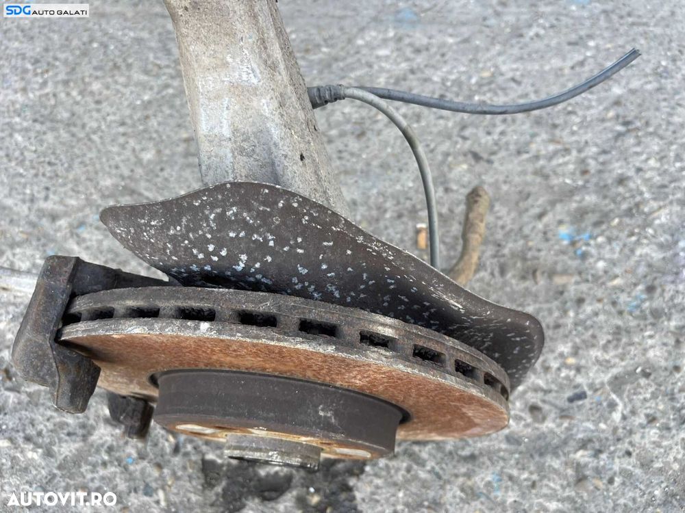 Fuzeta cu Rulment si Senzor ABS Dreapta Fata Audi A4 B8 2.0 TDI 2008 - 2015 Cod 8K0407242Q [B3129] - 3