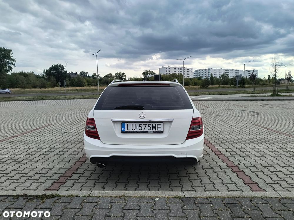 Mercedes-Benz Klasa C 250 CDI DPF 4Matic 7G-TRONIC BlueEFFICIENCY Avantgarde - 6