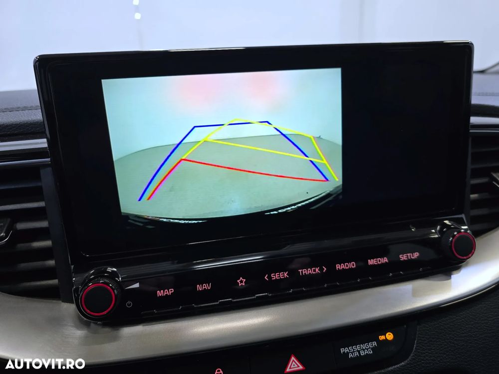 Kia Ceed 1.6 GDI 6DCT PHEV Vision - 9