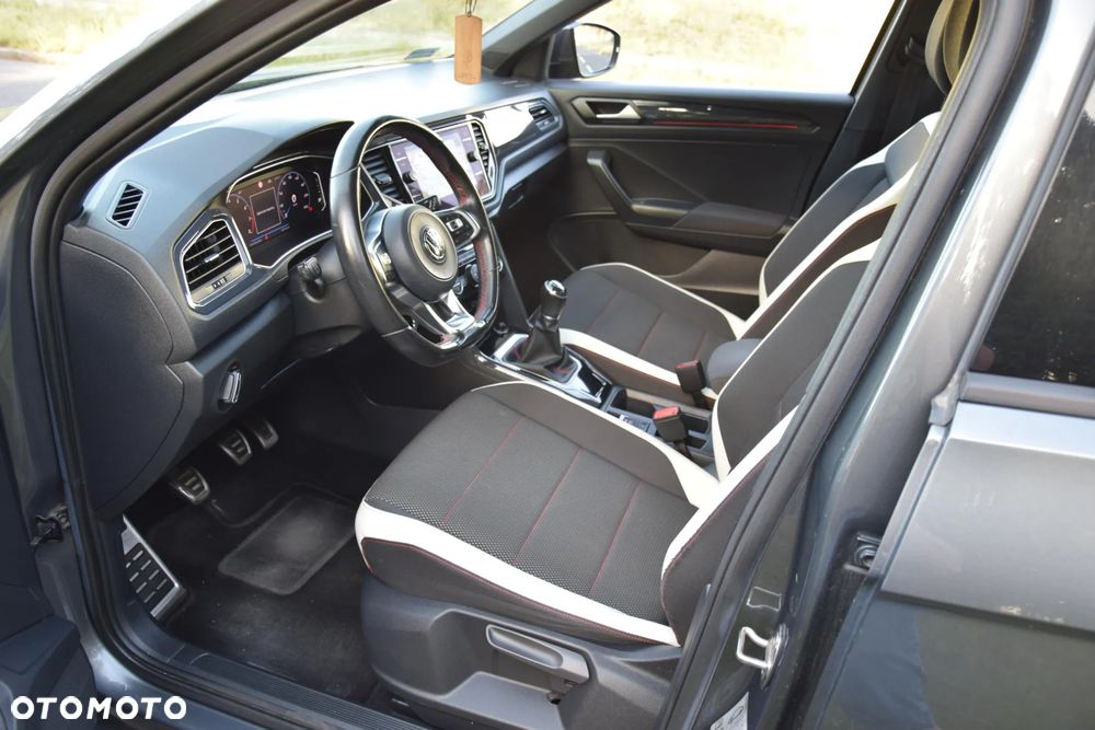 Volkswagen T-Roc 1.5 TSI ACT Premium - 17