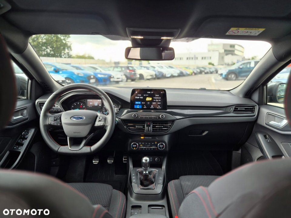 Ford Focus - 16