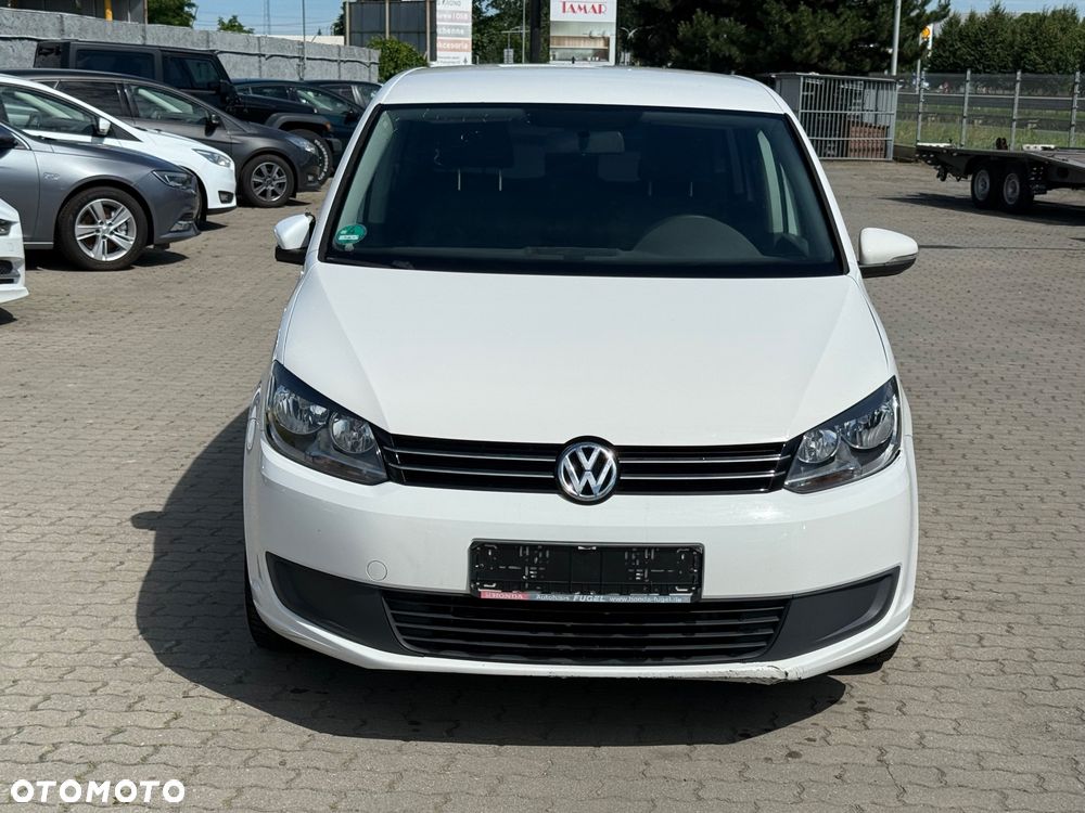 Volkswagen Touran - 4
