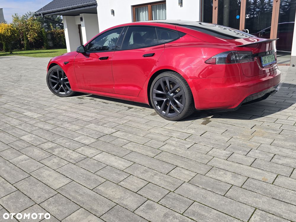 Tesla Model S Plaid - 8