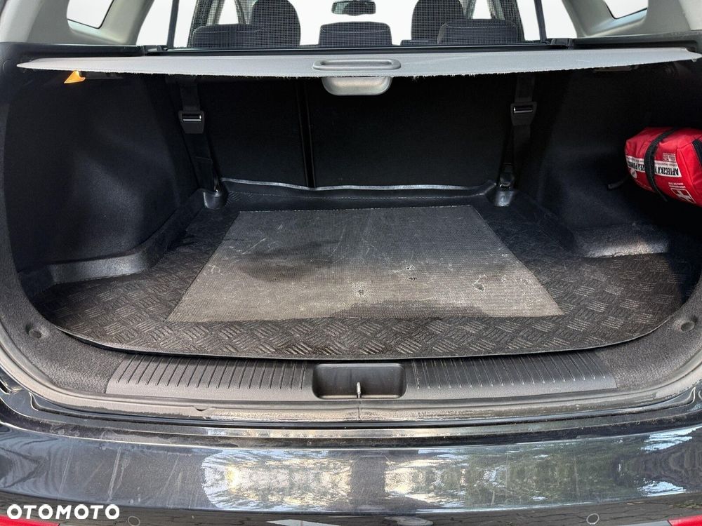 Kia Ceed - 14