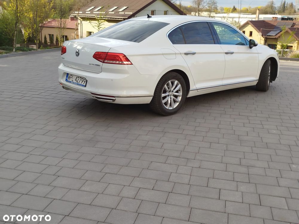 Volkswagen Passat 2.0 TDI BMT Comfortline DSG - 3