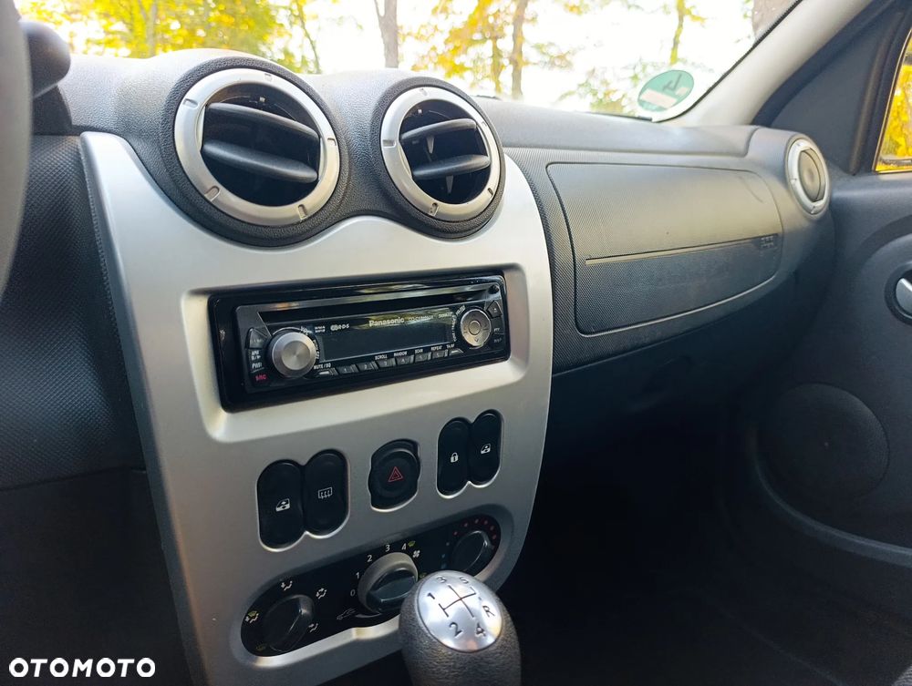 Dacia Logan - 18