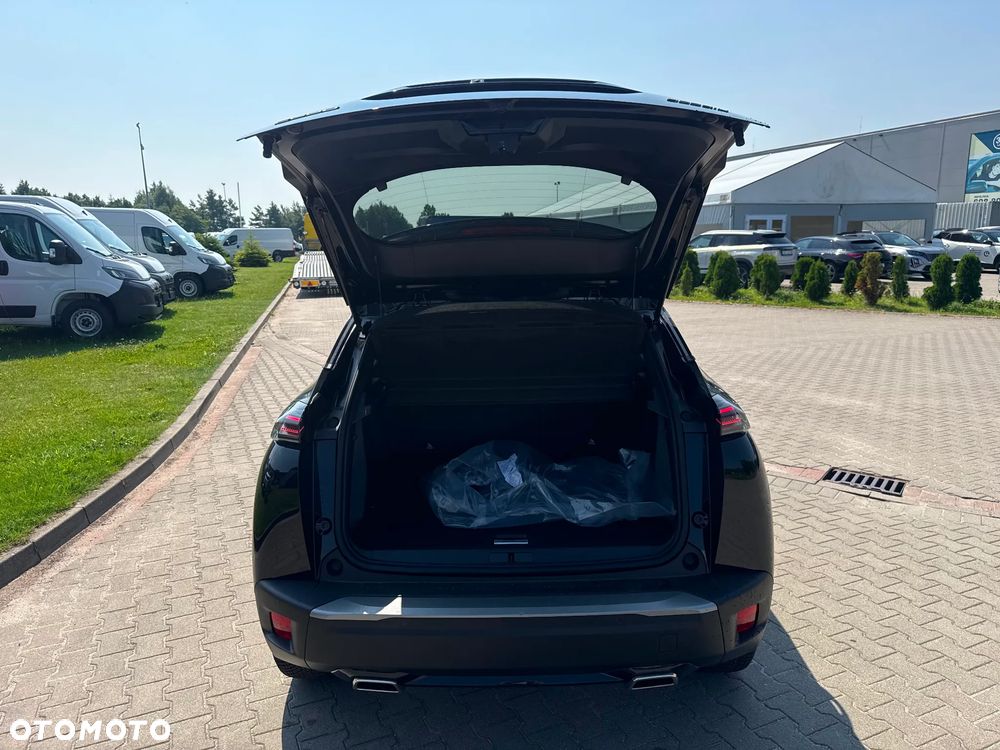 Peugeot 2008 - 13