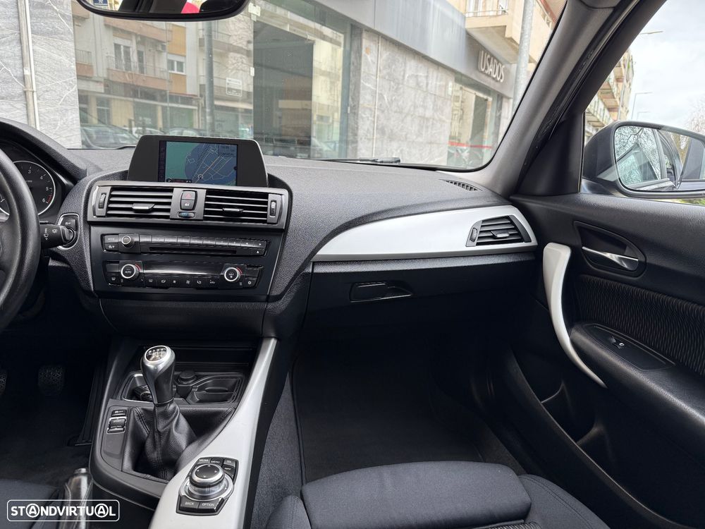 BMW 118 d Sport Line - 17