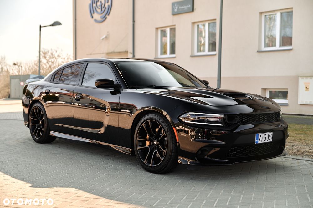 Dodge Charger 6.4 Scat Pack - 15