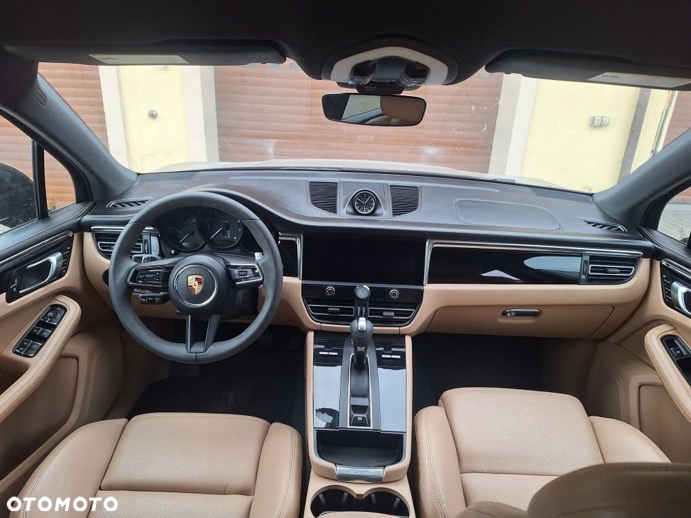 Porsche Macan T - 8