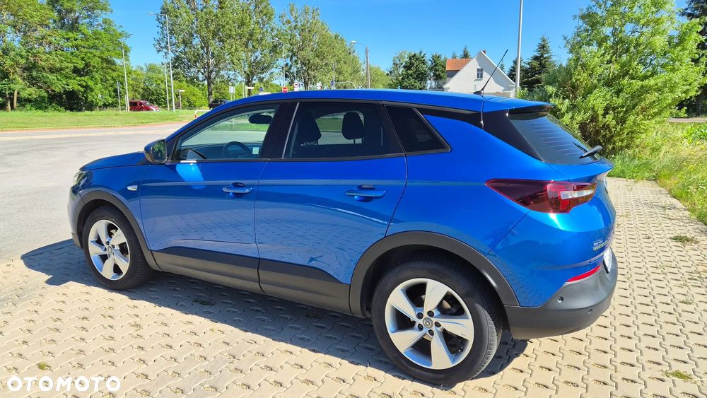 Opel Grandland X 1.2 T GPF Design&Tech S&S - 5