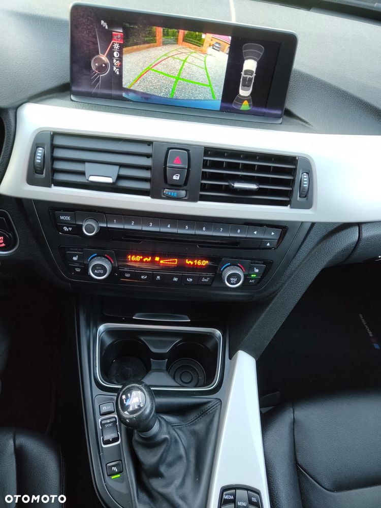 BMW Seria 3 318d Sport Line - 20