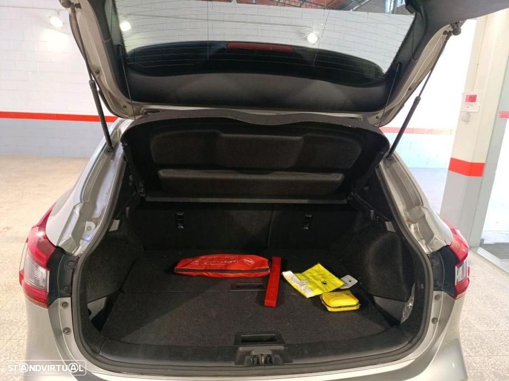 Nissan Qashqai 1.5 dCi N-Connecta Business - 4