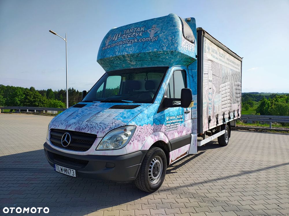 Mercedes-Benz Sprinter - 1