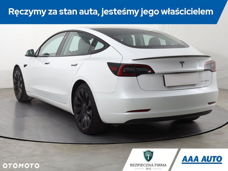 Tesla Model 3 - 6