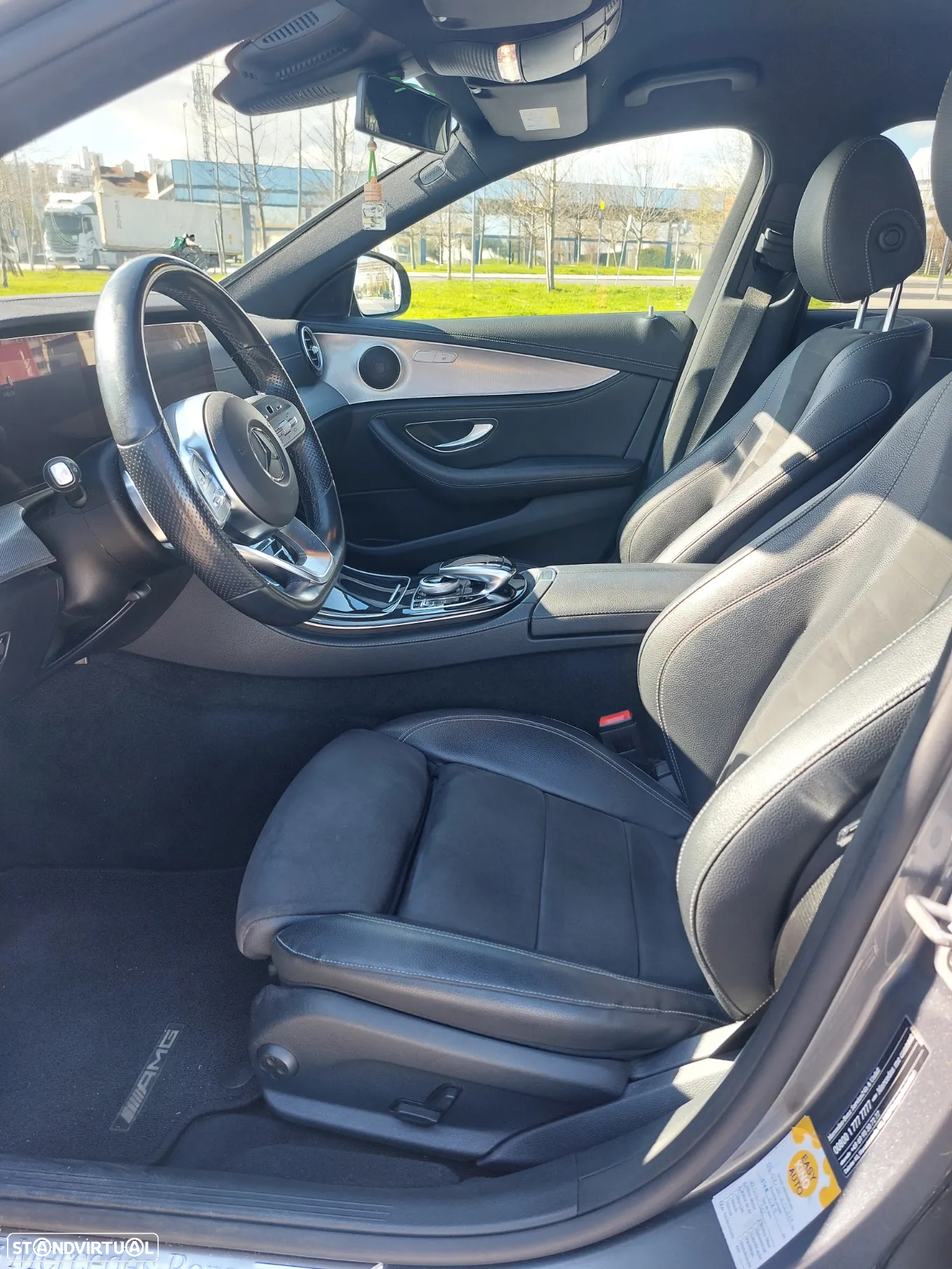 Mercedes-Benz E 300 de AMG Line - 16