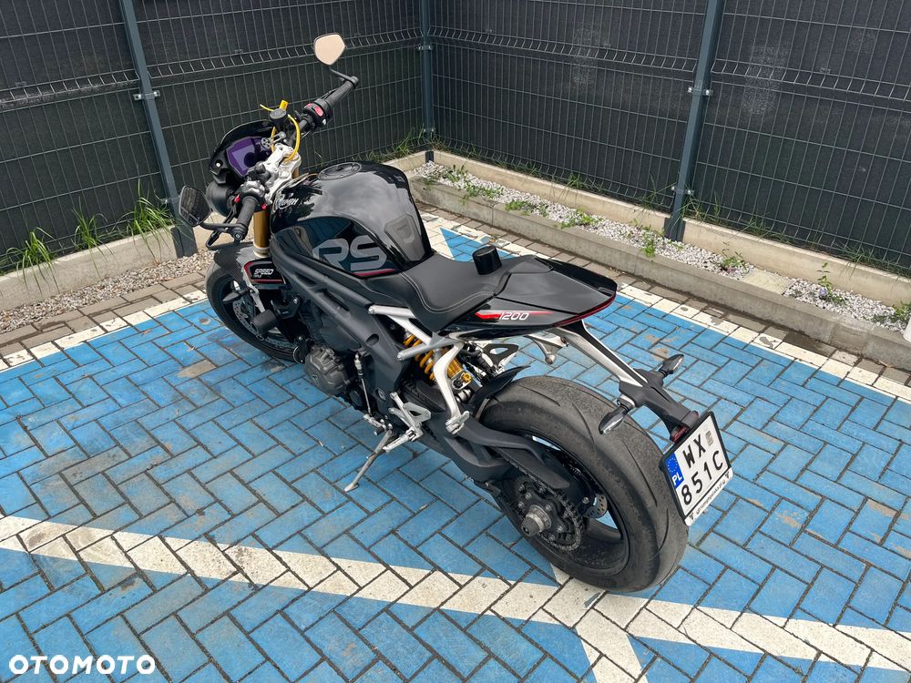 Triumph Speed Triple - 9