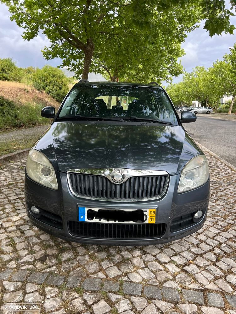 Skoda Fabia Break 1.4 Elegance - 2