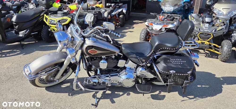 Harley-Davidson Softail Heritage Classic - 29