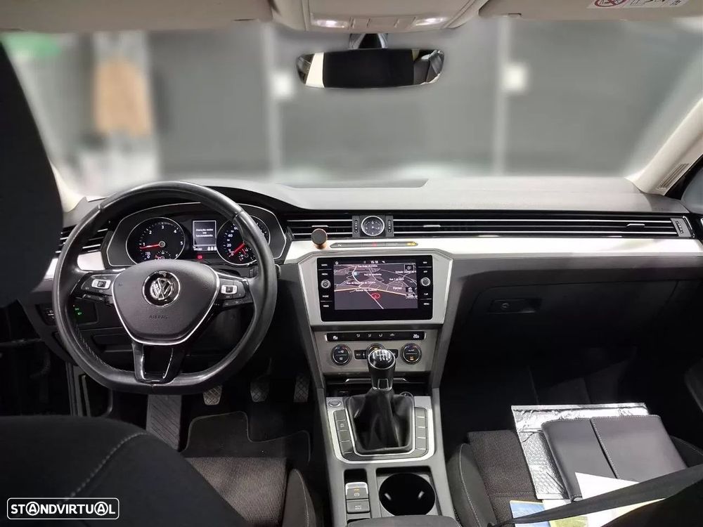 VW Passat Variant 2.0 TDI Confortline - 5