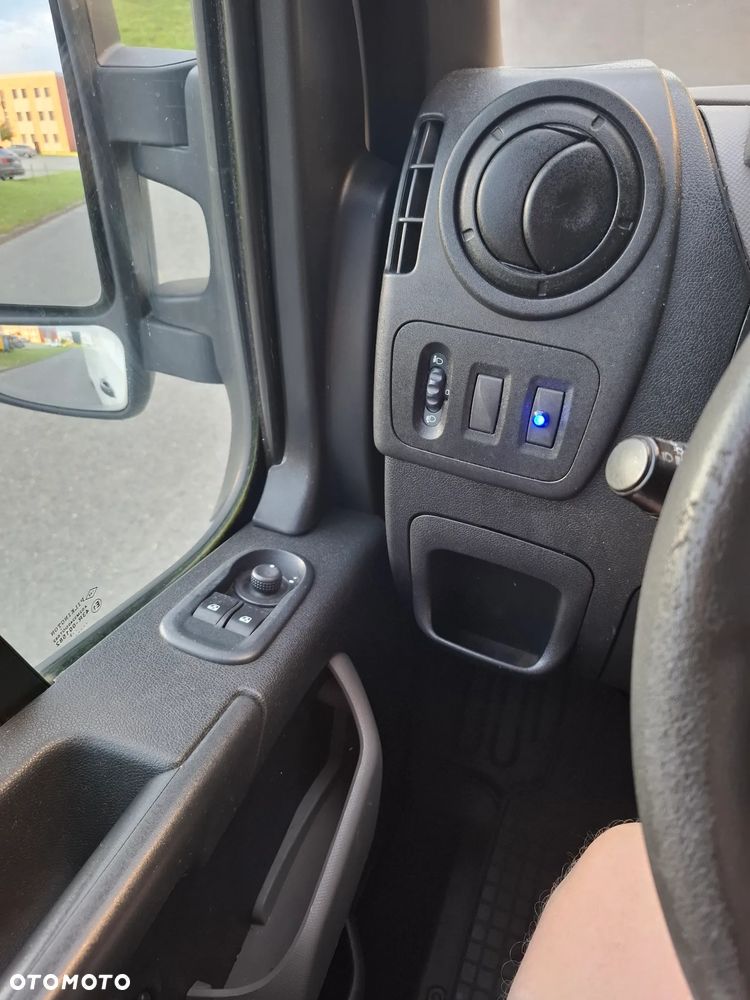 Renault Master - 19