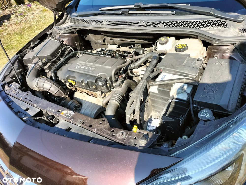 Opel Astra IV 1.4 T Active - 12