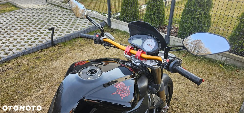 MV AGUSTA Brutale - 9