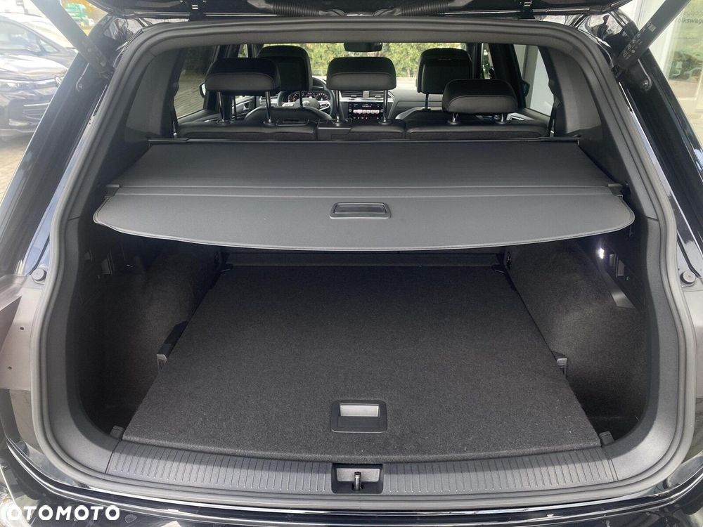 Volkswagen Tiguan Allspace 2.0 TDI 4Mot R-Line DSG - 39