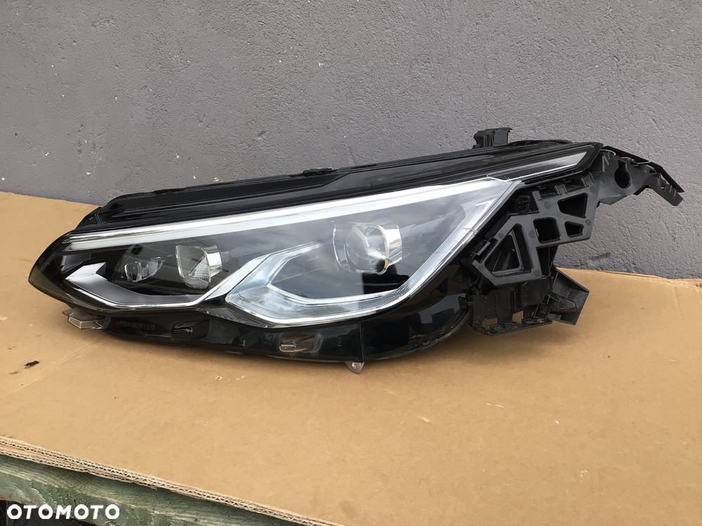 Lampa przednia lewa VW golf Vlll 8 5H1 Full Led - 2