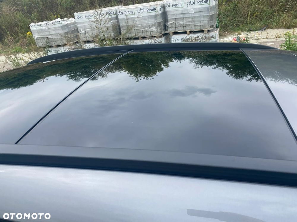 Mercedes-Benz GLA 220 d 4-Matic AMG Line - 11
