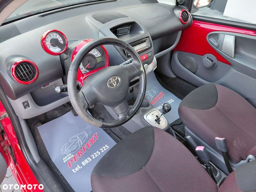 Toyota Aygo - 10